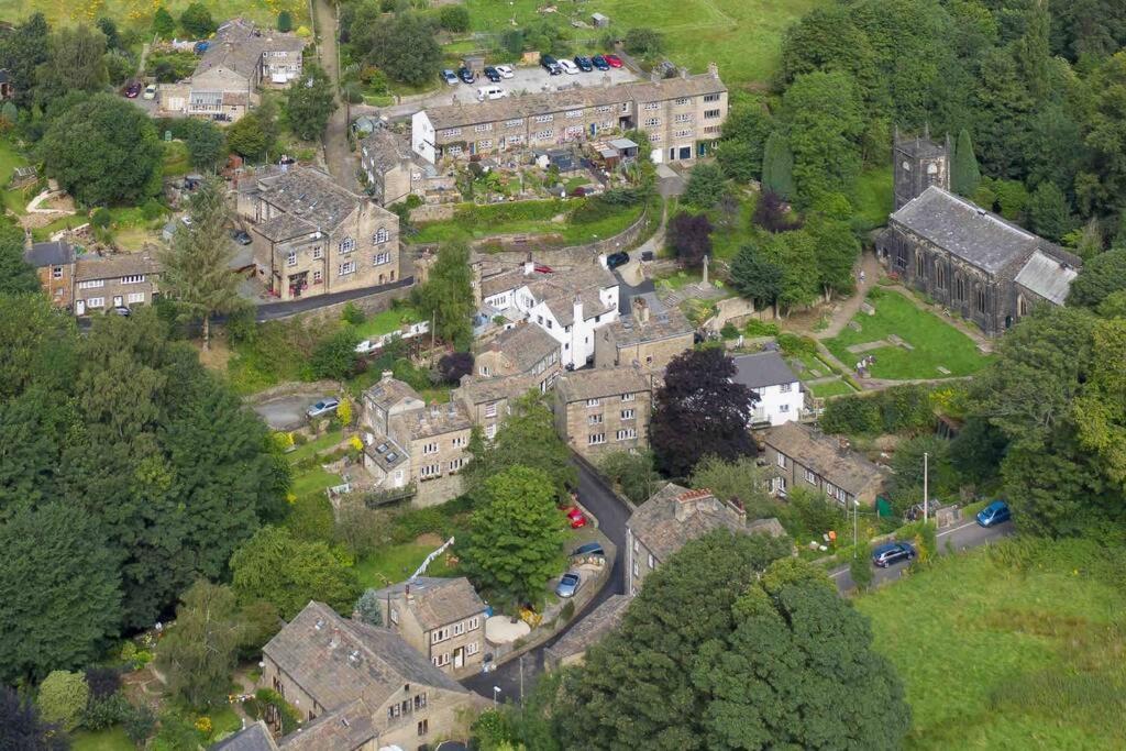 Entire Cottage In The Beautiful Calder Valley Halifax Exterior foto